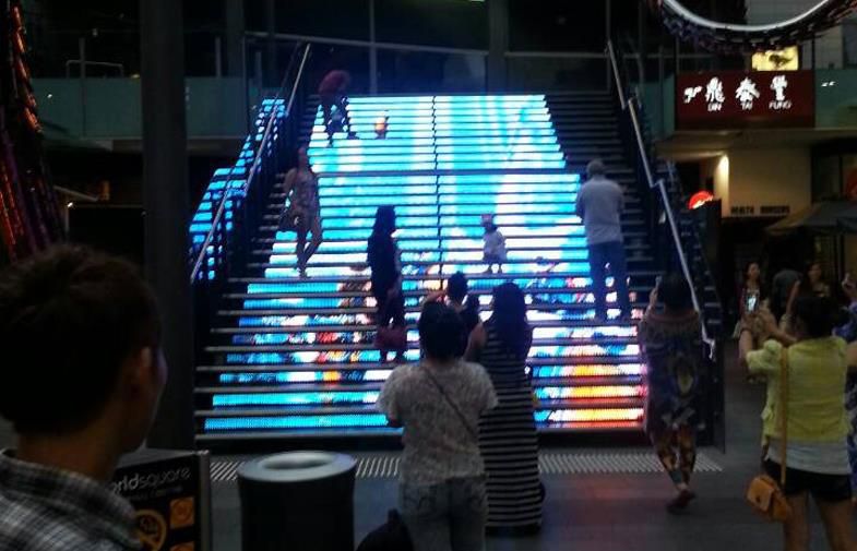 3Cinno LED 조명 프로젝트 --- DMX Flexible Strip for Central Square Stair Decoration